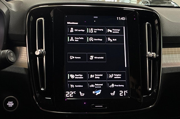 Volvo XC40 22 of 30
