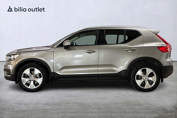 Volvo XC40 9 of 30