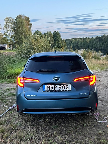 Toyota Corolla 10 of 12