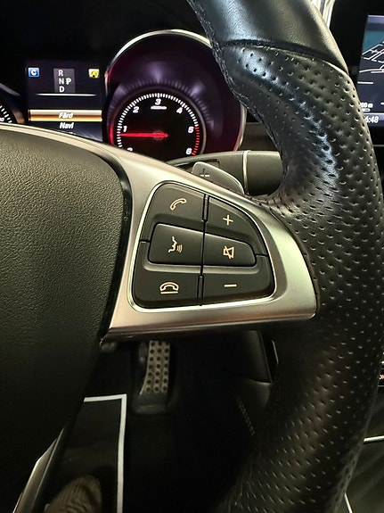 Mercedes-Benz GLC250 d 21 of 27