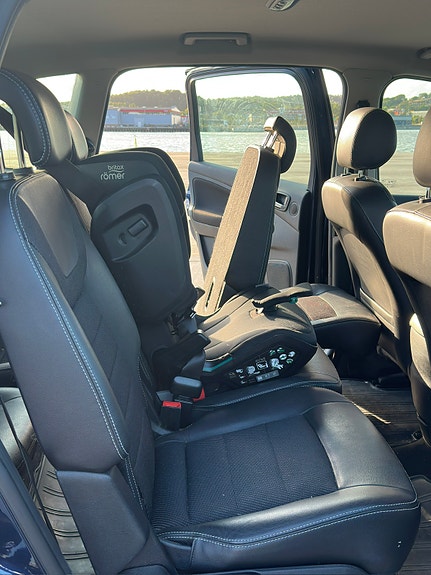 Ford S-MAX 10 of 11