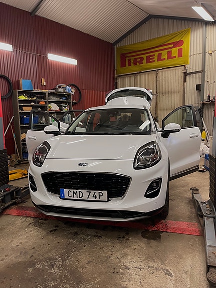 Ford Puma 6 of 8