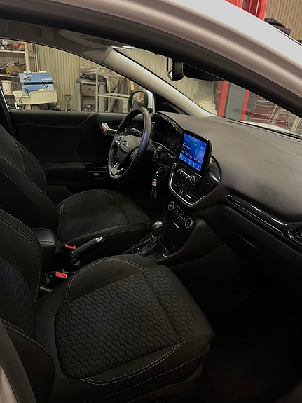 Ford Puma 5 of 8