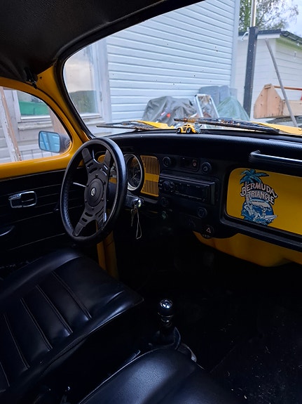 Volkswagen 1500 2 of 8