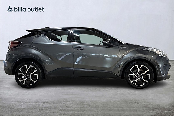 Toyota C-HR 5 of 26