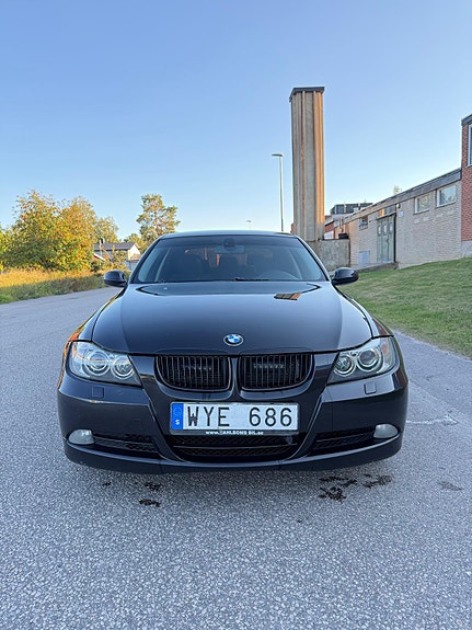 BMW 325i 14 of 20