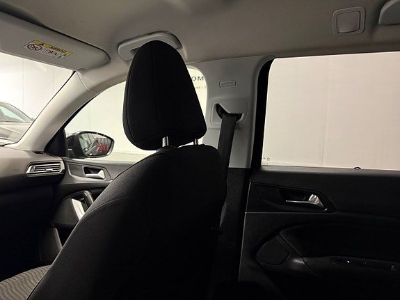 Peugeot 308 SW 27 of 28