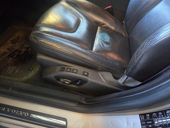 Volvo V60 14 of 17