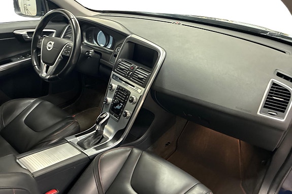Volvo XC60 15 of 26