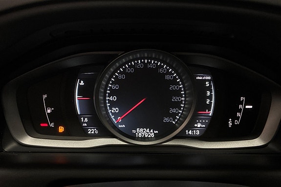 Volvo XC60 17 of 26