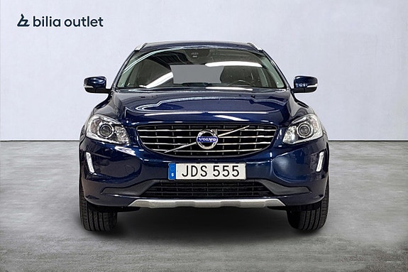 Volvo XC60 3 of 26