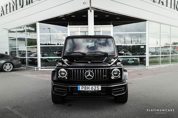 Mercedes-Benz G63 3 of 22