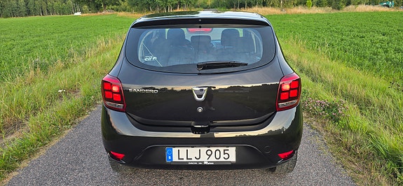Dacia Sandero 5 of 17