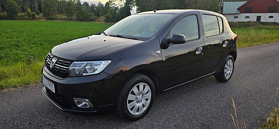 Dacia Sandero 2 of 17