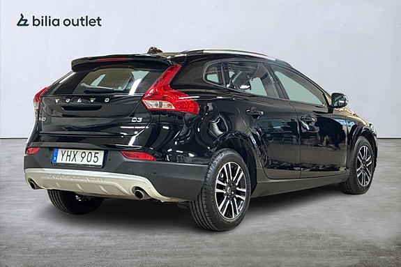Volvo V40 Cross Country 6 of 22