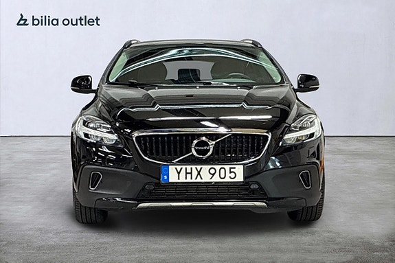 Volvo V40 Cross Country 3 of 22