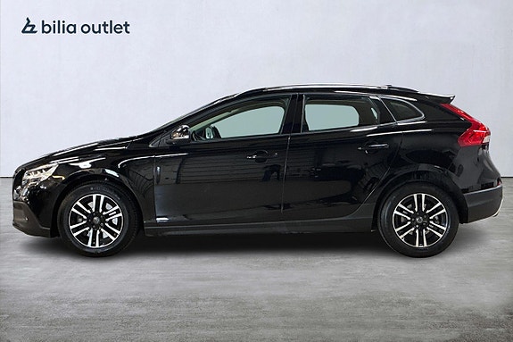 Volvo V40 Cross Country 9 of 22