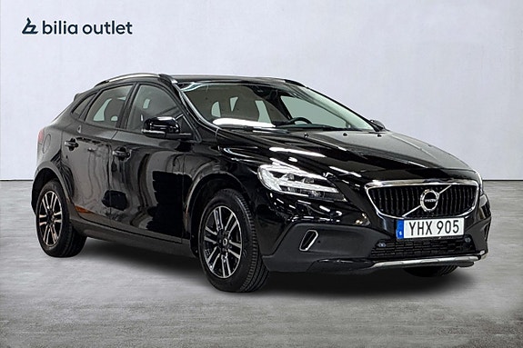 Volvo V40 Cross Country 4 of 22