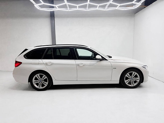 Bmw F31 318d, A-traktor, Automat, Nyregistrerad 5 of 9