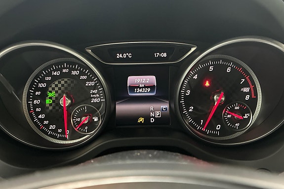 Mercedes-Benz A180 16 of 19