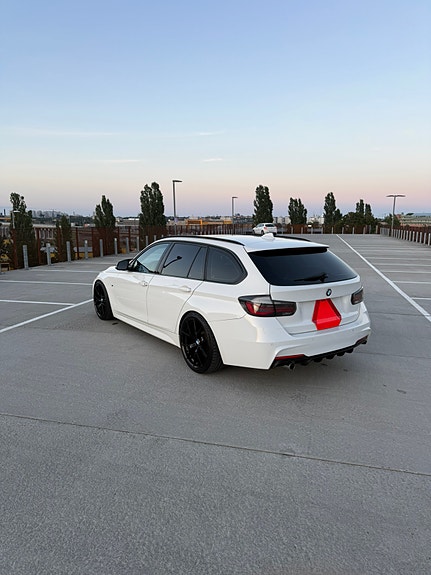 BMW 318d 2 of 7