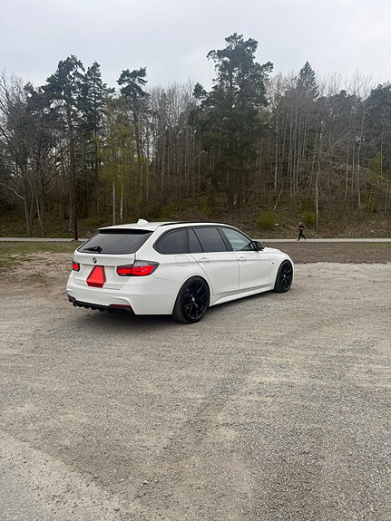 BMW 318d 4 of 7