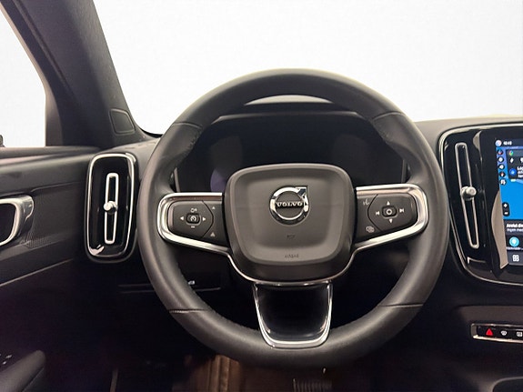 Volvo C40 16 of 30