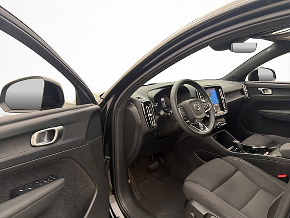 Volvo C40 12 of 30