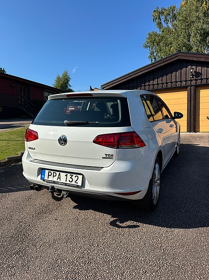 Volkswagen Golf VII 3 of 6