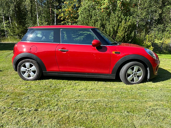 MINI One 6 of 8