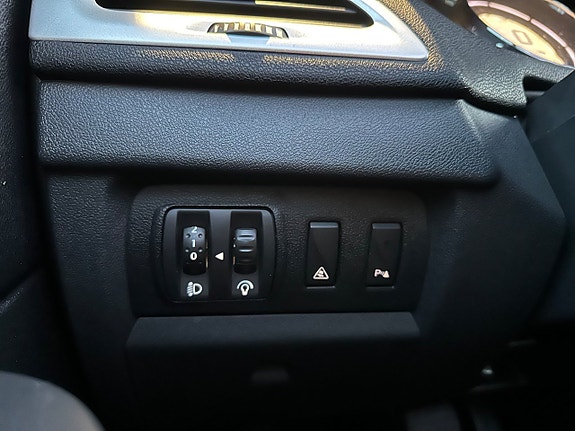 Renault Megane 11 of 24