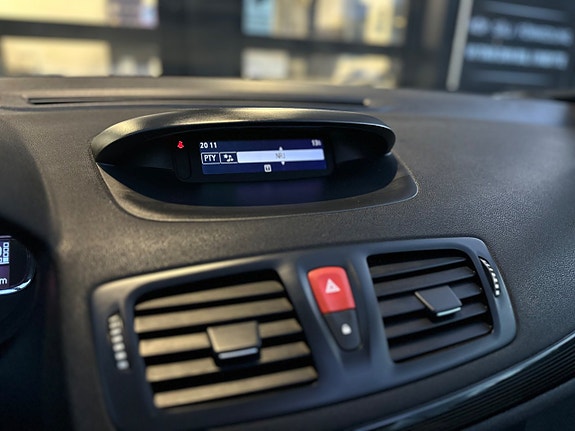 Renault Megane 16 of 24