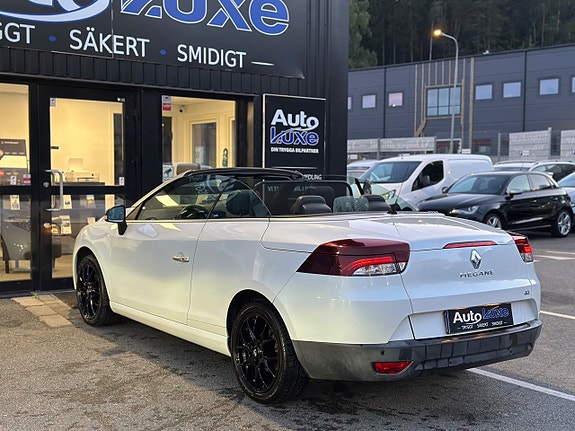 Renault Megane 24 of 24