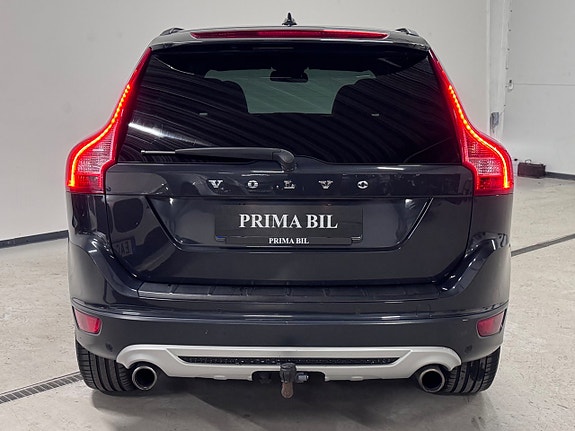 Volvo XC60 5 of 23