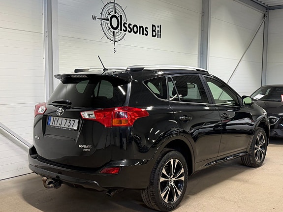 Toyota RAV4 6 of 20