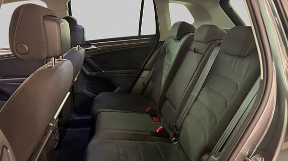 Volkswagen Tiguan 17 of 21