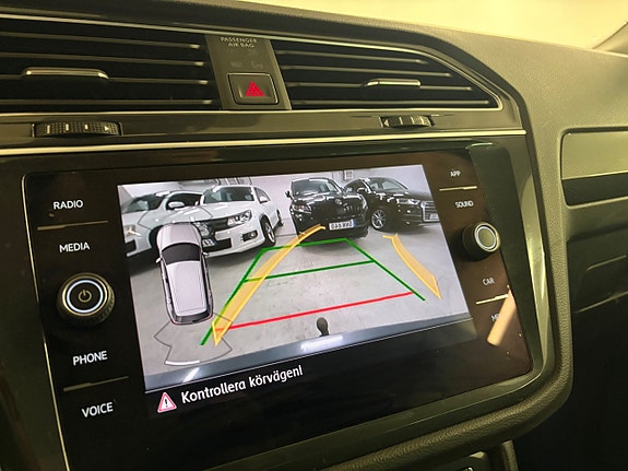 Volkswagen Tiguan 21 of 21
