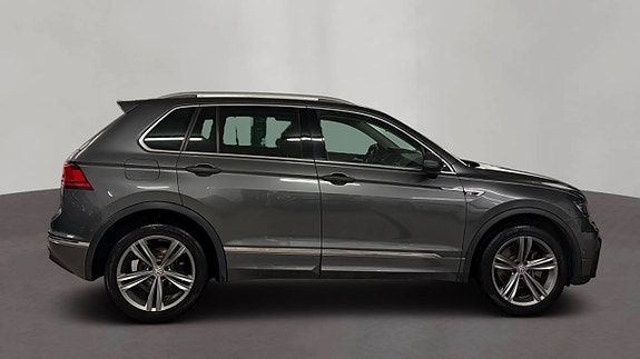Volkswagen Tiguan 5 of 21