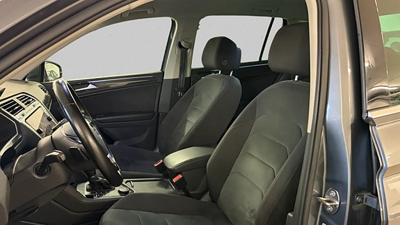 Volkswagen Tiguan 15 of 21