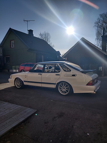 Saab 900 2 of 3