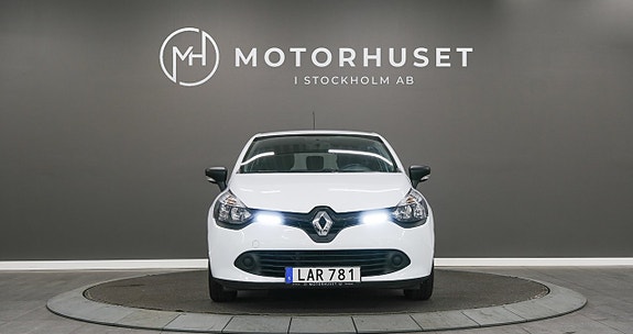 Renault Clio 2 of 15