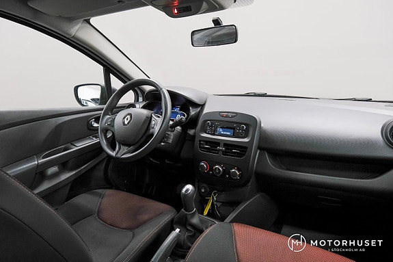 Renault Clio 10 of 15