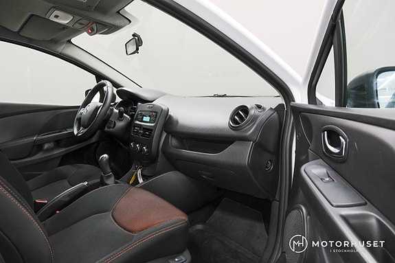 Renault Clio 9 of 15