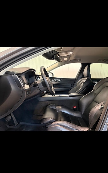 Volvo XC60 5 of 20