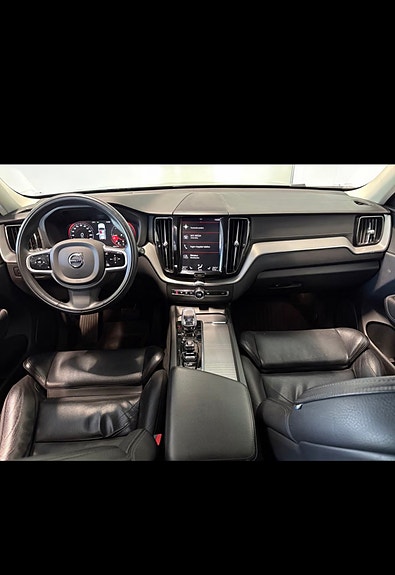 Volvo XC60 9 of 20