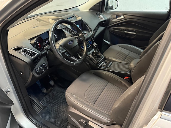 Ford Kuga 15 of 22