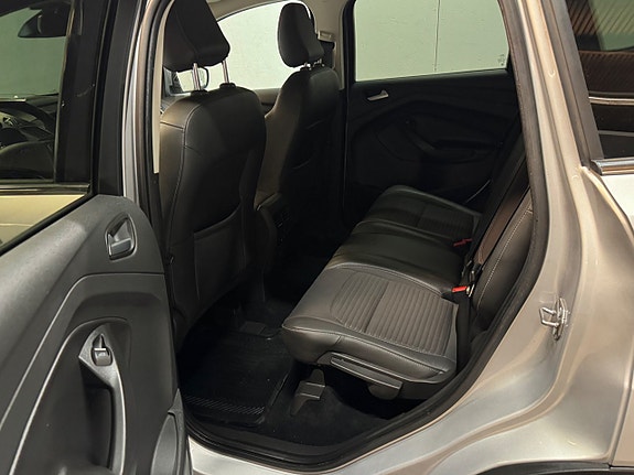 Ford Kuga 16 of 22