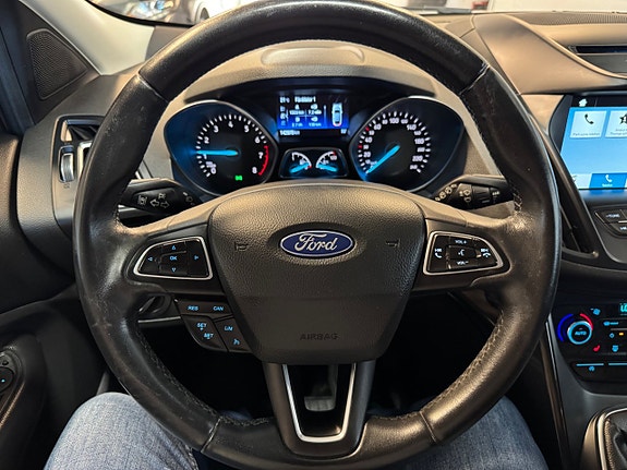 Ford Kuga 10 of 22