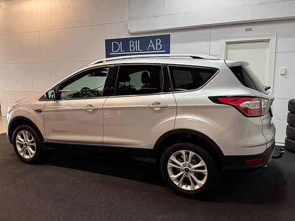 Ford Kuga 8 of 22