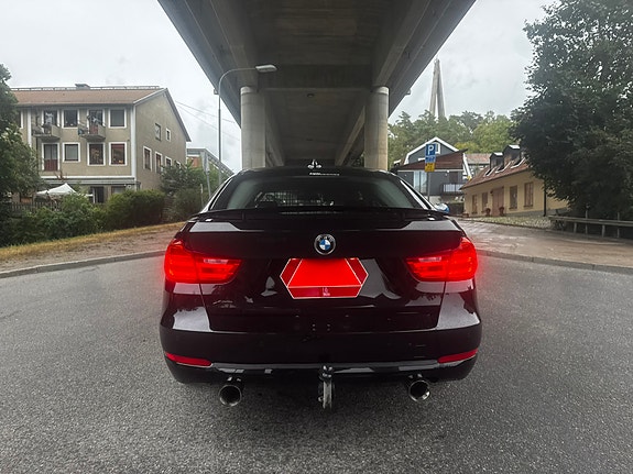 BMW 320d 6 of 11